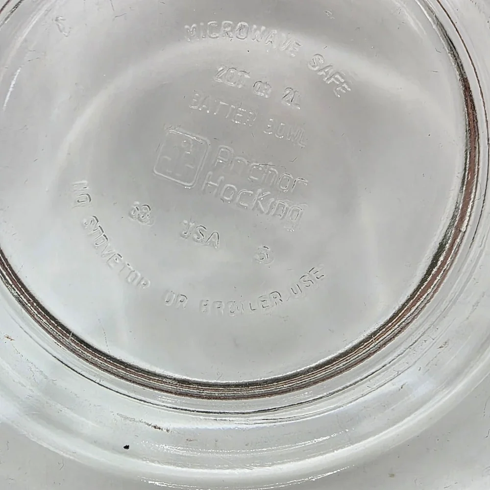 Anchor Hocking Glass Batter Bowl 2 Quart 8 Cup Measuring Mixing Bowl with Spout